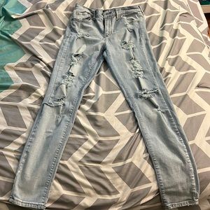 Women’s Aeropostale Distressed Jeans